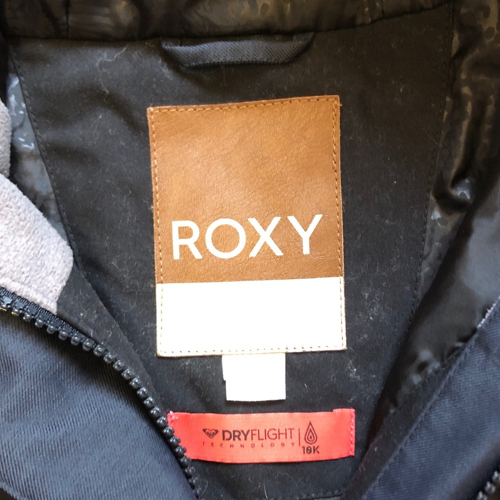 Roxy Snow Board/Ski Jacket - Picture 2 of 12